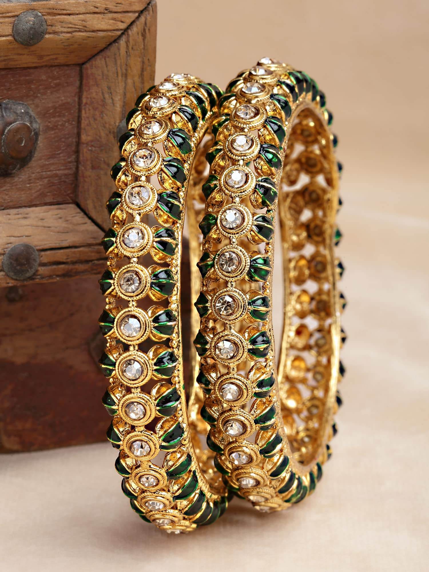 T4 Jewels Set of 2 Antique Gold Plated Green Kundan Rajwadi Bangles for Women T4 Jewels