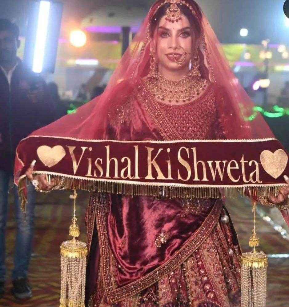 Bride Entry Customized Bridal Dupatta/Chunri With Name For Wedding & Engagement Customized Chunri For Wedding T4 Jewels