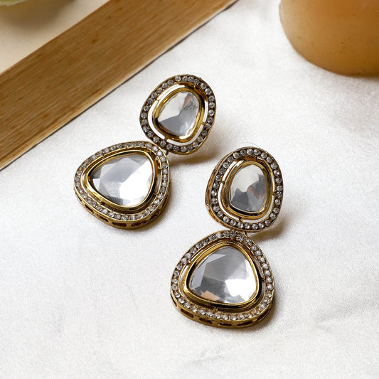 Traditional Kundan Earring with stone border by T4 Jewels T4 Jewels