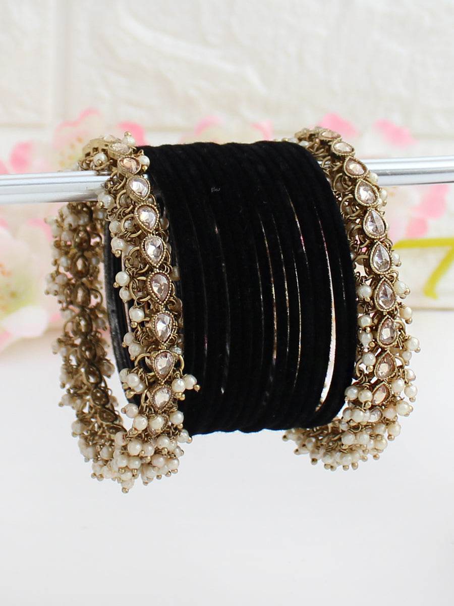 Sharvi Bangle Set Black Bangles T4 Jewels