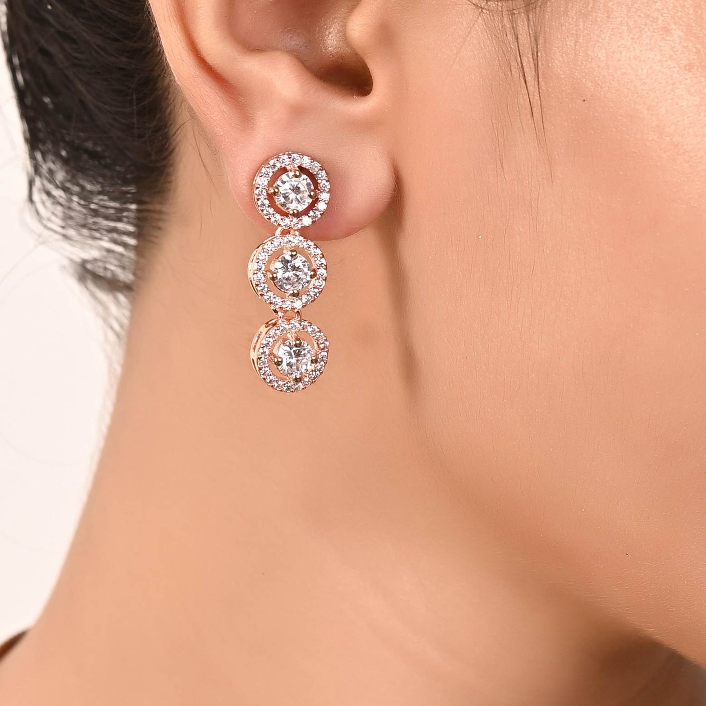Be the Center of Attention with this Handcrafted CZ Necklace Set T4 Jewels