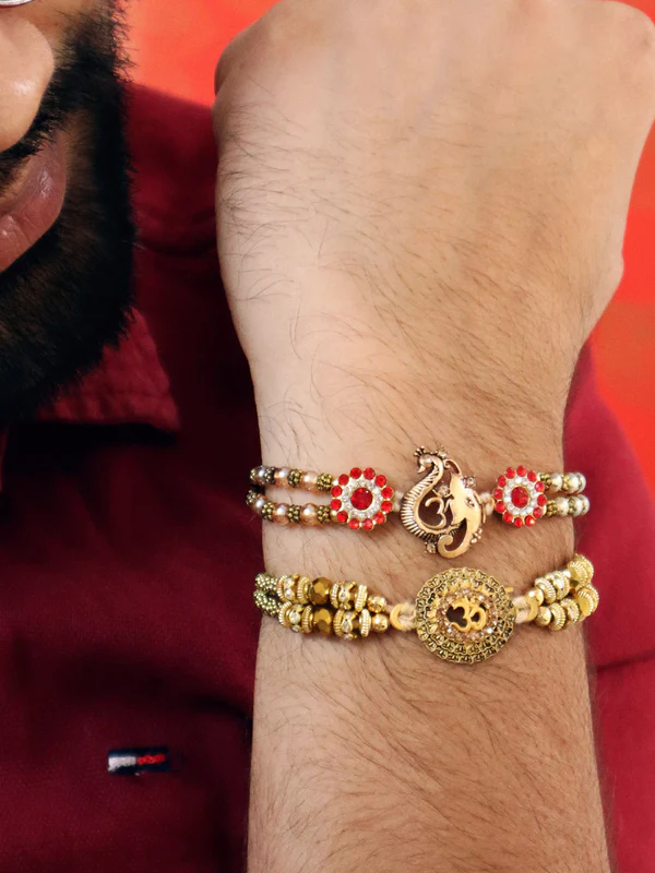 T4 Jewels Elegant 🕉️Om & Red Floral Beads Rakhi Set 🏵️– SR75